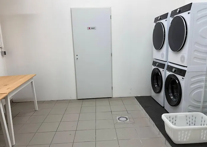 Backpackers Hostel *