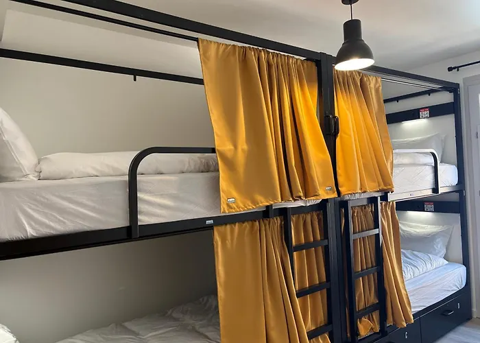 Backpackers لورد