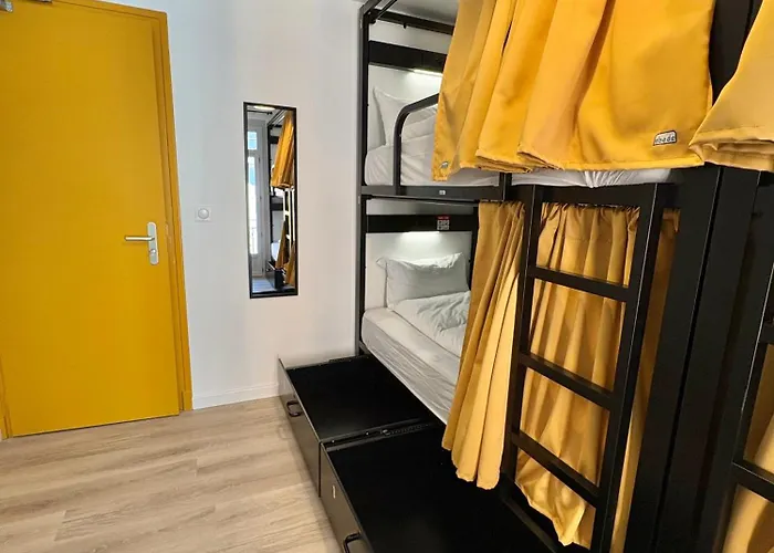 Backpackers لورد