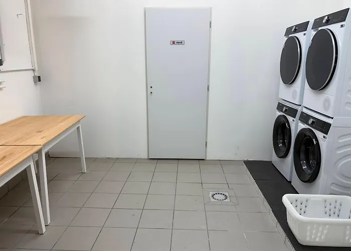 Backpackers 旅馆 *